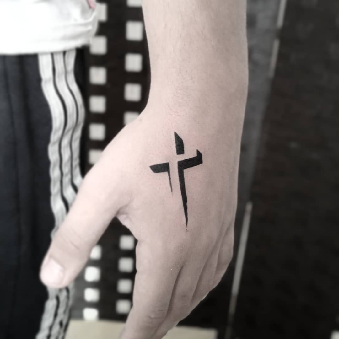 Discover 65 cross on hand tattoo best  thtantai2