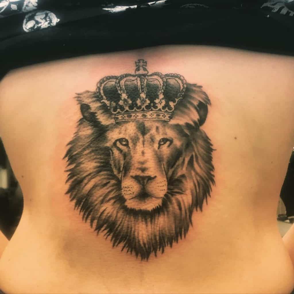Lion Tattoo Rücken Sie den König der Welt