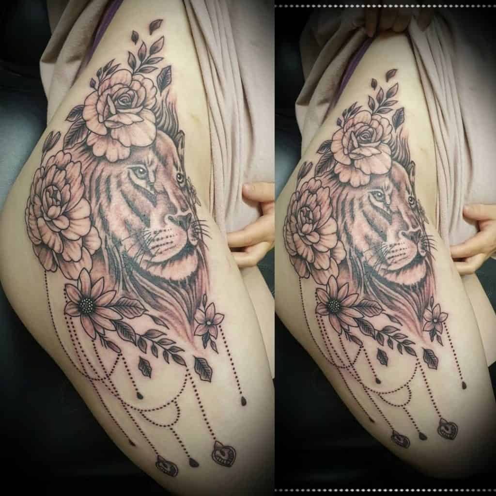  Lion Tattoo Oberschenkel Löwe wie Blumen