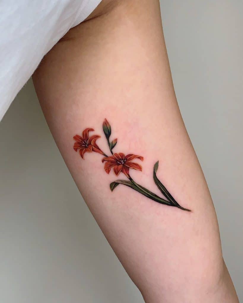 28 Cool Small Tattoos for Women in 2021  Saved Tattoo