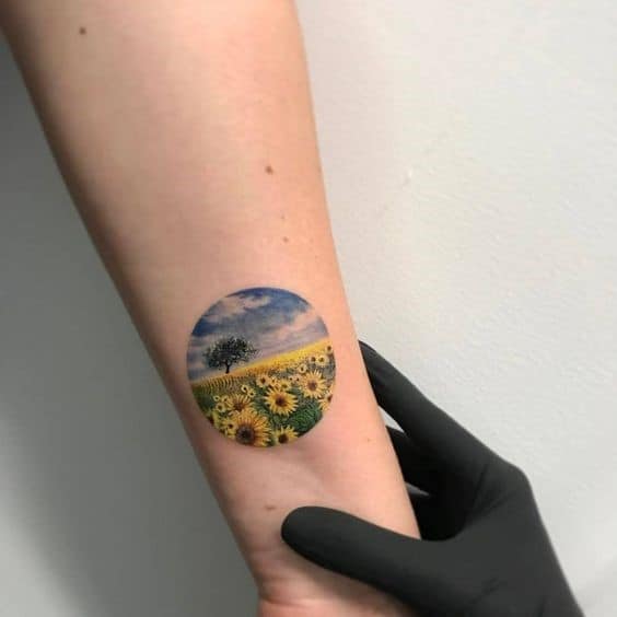 circle Sunflower Tattoo