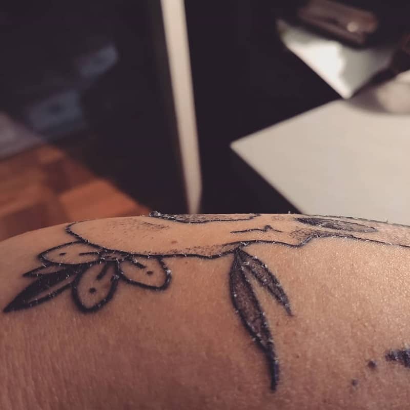My tattoo isn\'t peeling