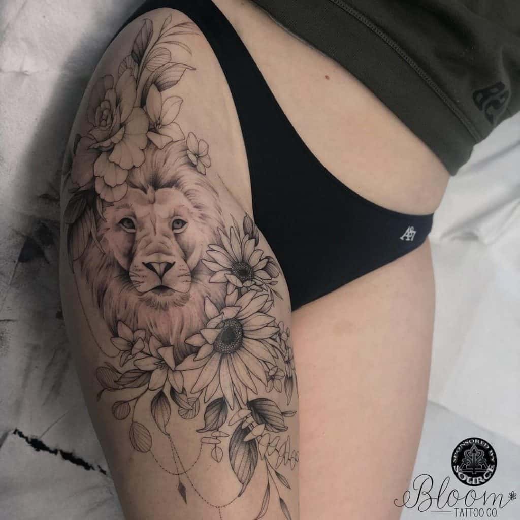 Lion Tattoo on Thigh 2