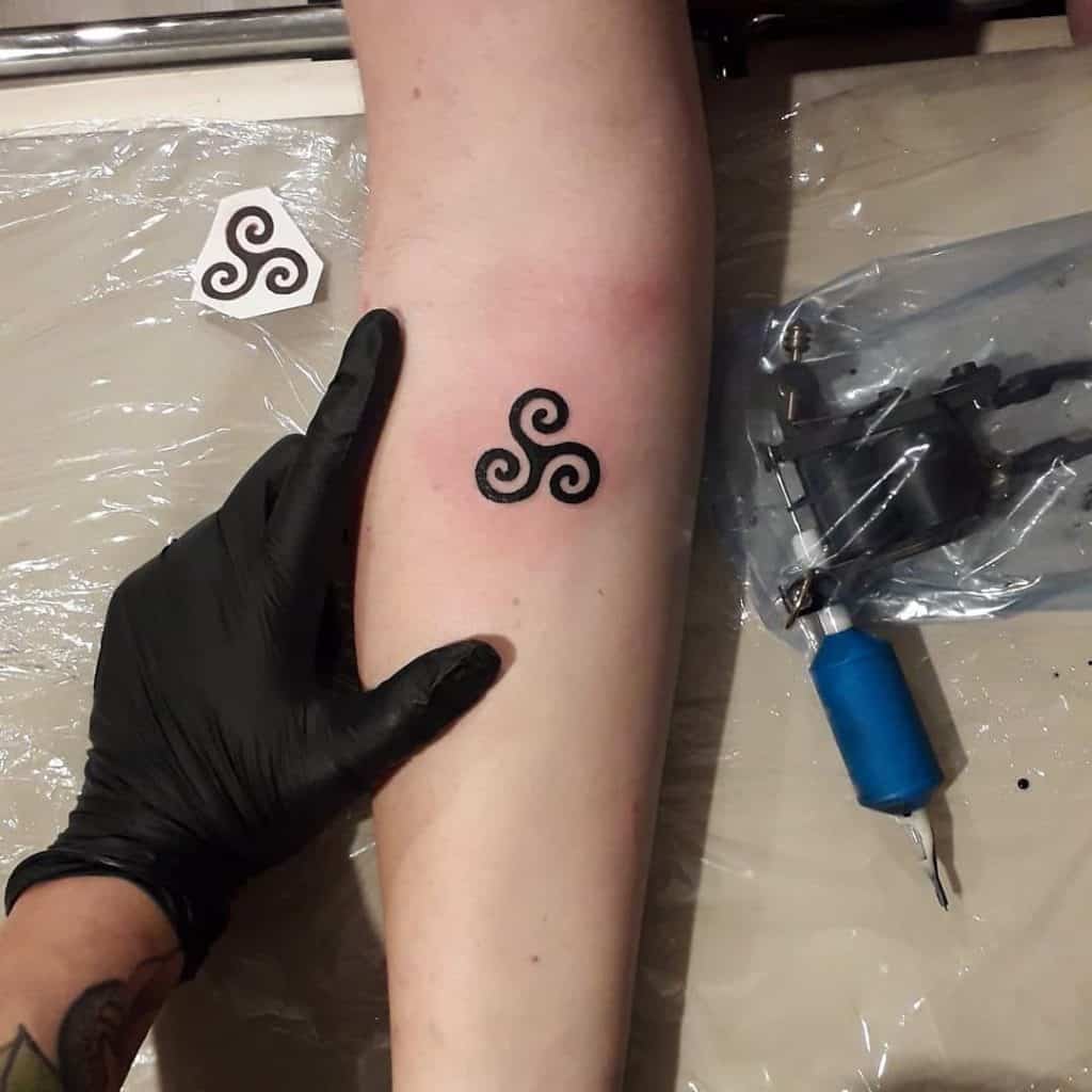 The Triskelion or The Celtic Spiral - Progress and Continuous Growth 3