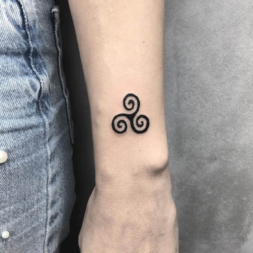 The Triskelion or The Celtic Spiral - Progress and Continuous Growth 5
