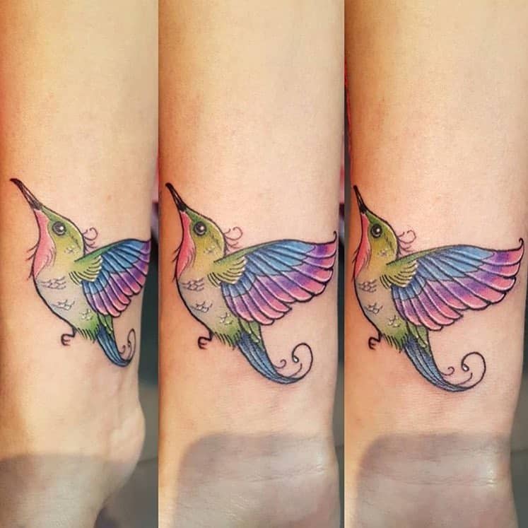 Neo Traditional Hummingbird Tattoo 1