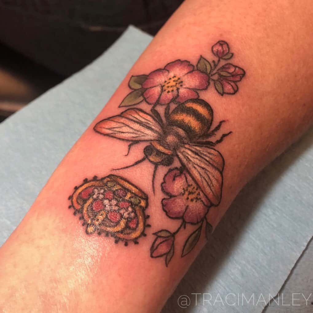 Queen bee tattoo 4