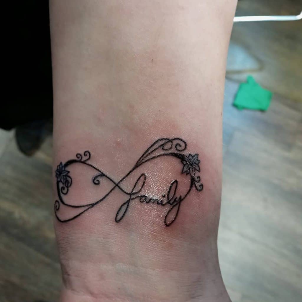 Infinity Sign As a Family Tattoo 3
