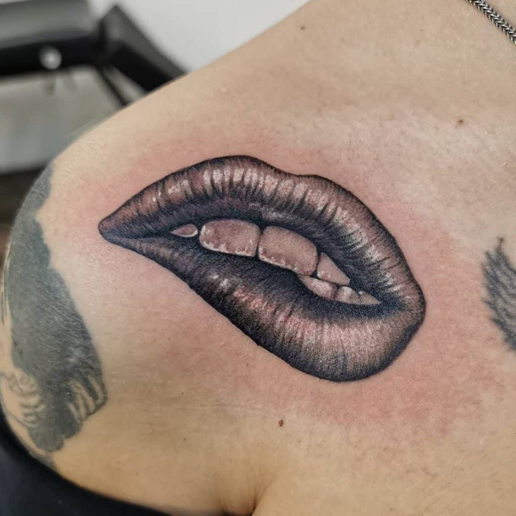 Lip Bite Shoulder Tattoo Black & White 