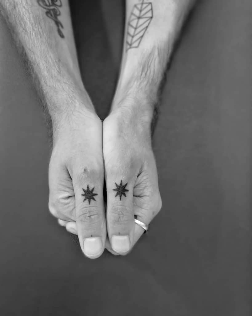 80 Most Inspirational Minimalist Tattoos: Creative Designs To Choose -  Saved Tattoo