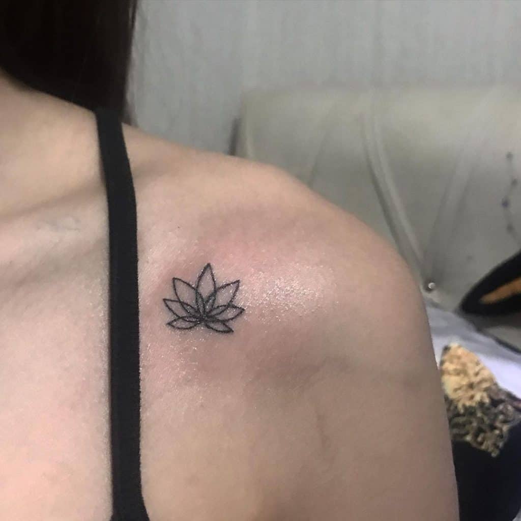 Lotus flower tattoo with big meanings 3