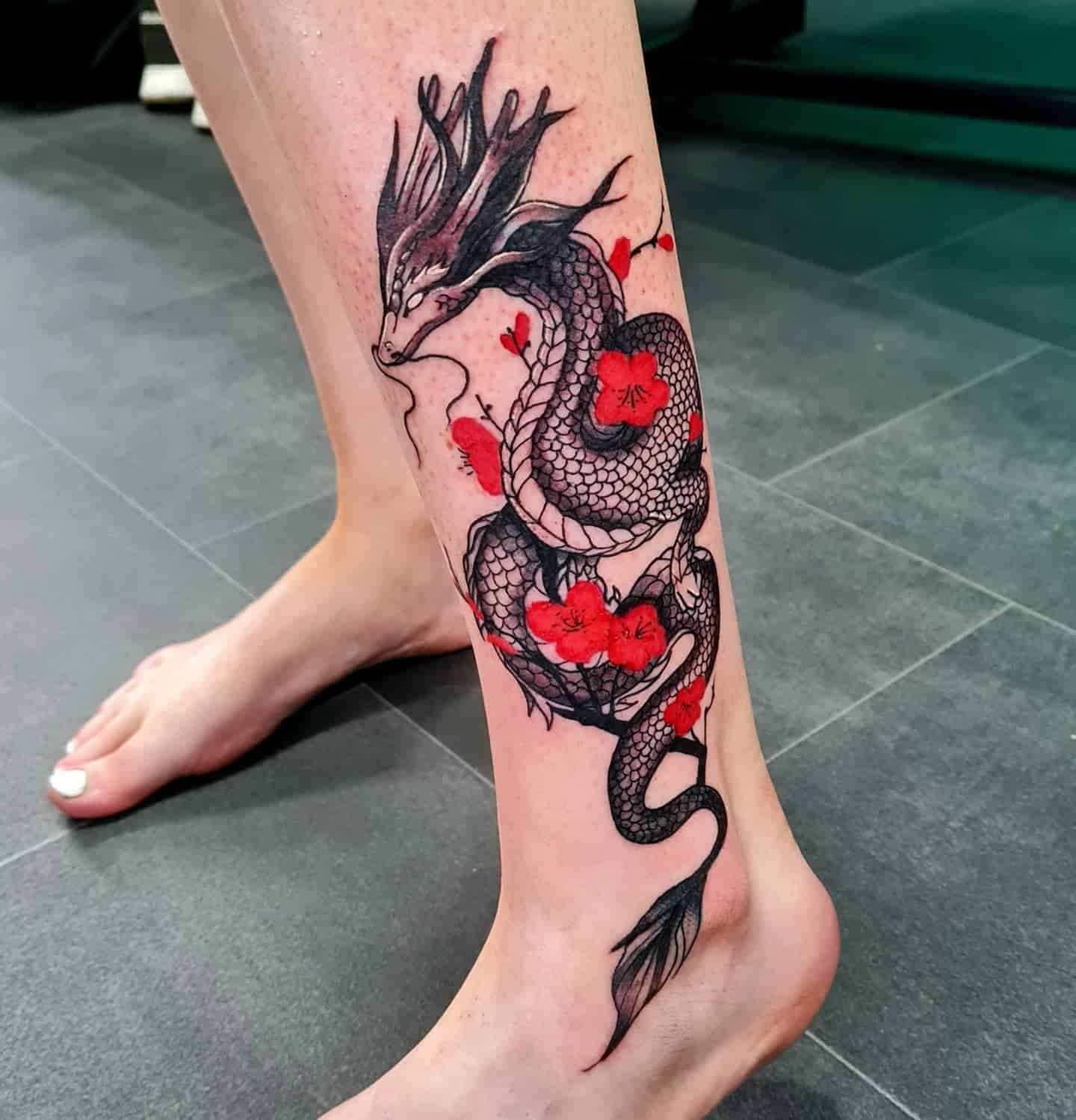 Share more than 84 dragon tattoo for women super hot - thtantai2
