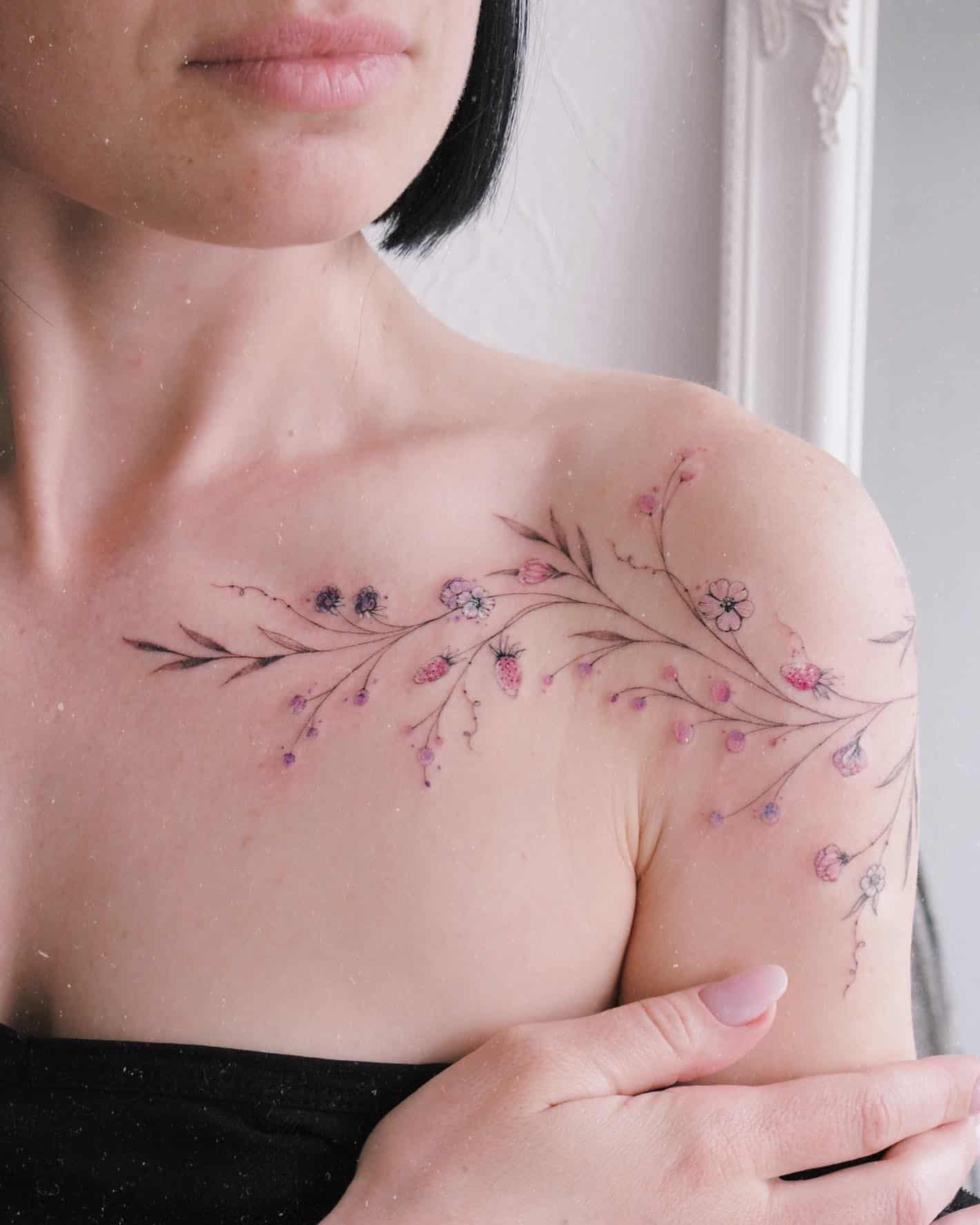 Collarbone Tattoos for Women Top 110 Design Ideas  LadyLife