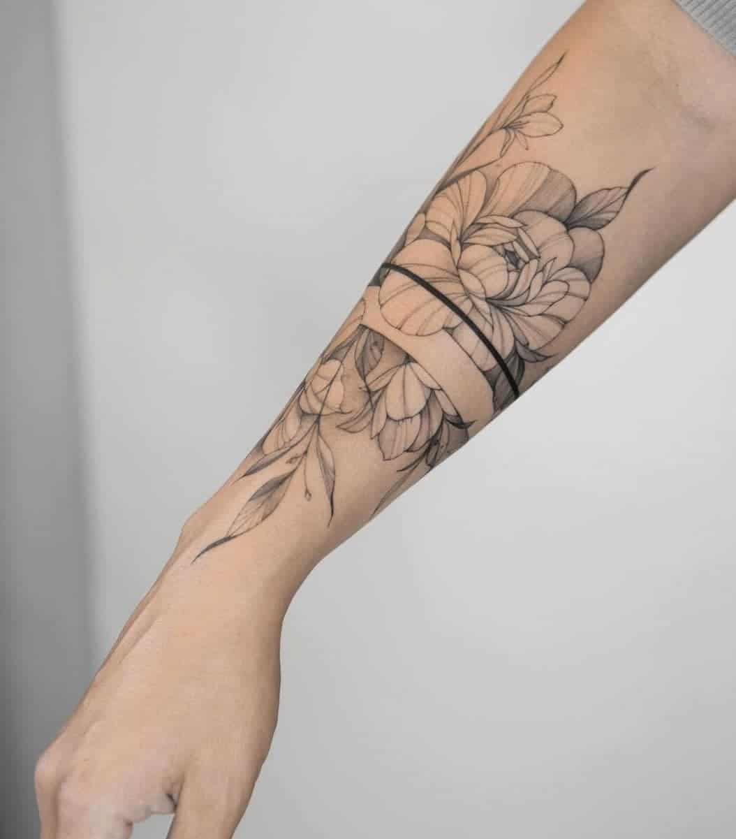 Black & White Flower Bracelet Tattoo 