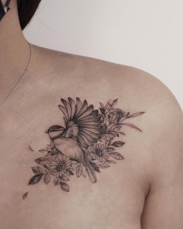  Daisy Tattoo on Shoulder 3