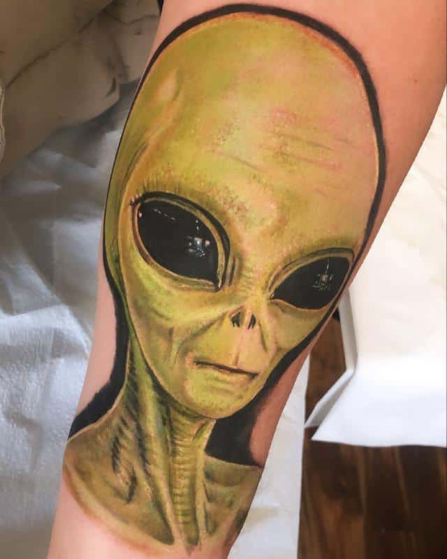 The Depth In Alien Tattoo Design 1