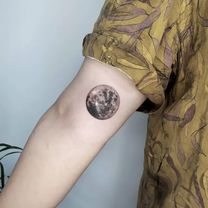 25+ Meaningful Half and Full Moon Tattoo Designs 2022