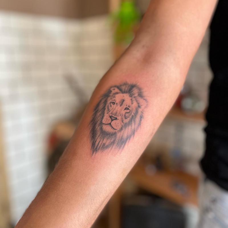 African Lion/Lioness Tattoo 3