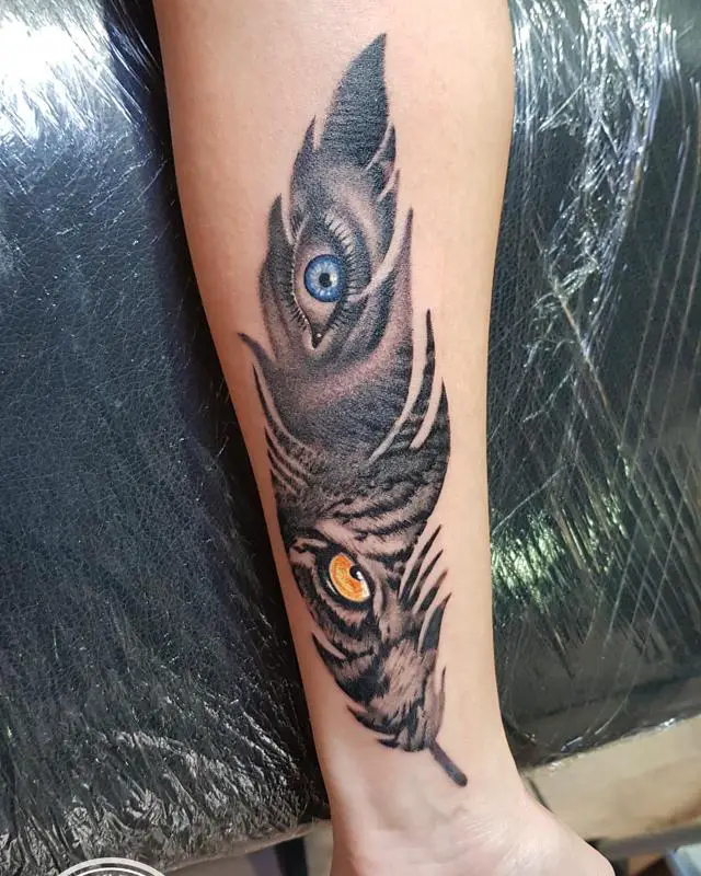 Heterochromia Feather Half Eyed Tiger Eyes Tattoo Design