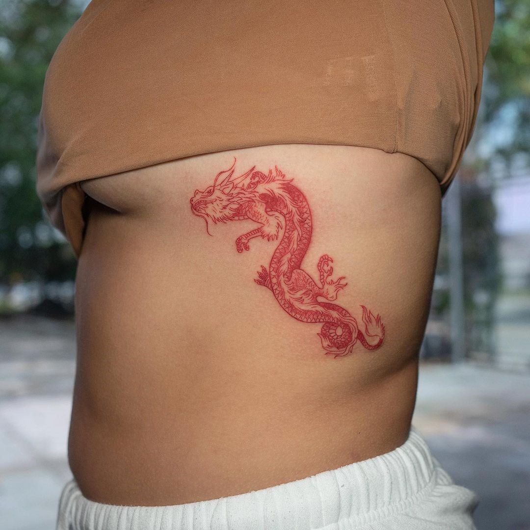 Дизайн Татуировки Красного Дракона с Ребрами