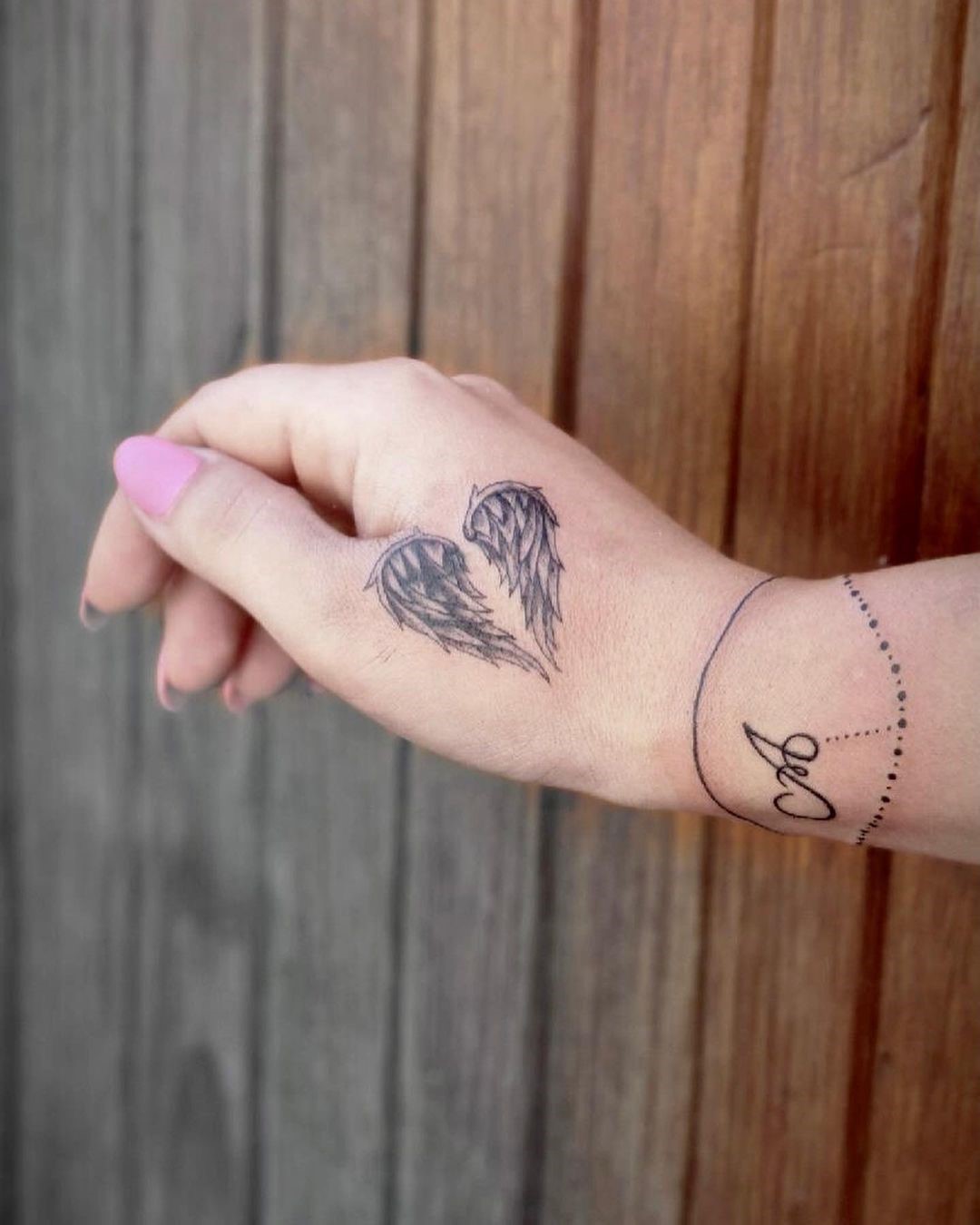 Meshi Michaeli on Instagram For Bar     tattoo tattoos ink inked  art tattooartist  em 2023  Tatuagem muay thai Tatuagem de luvas de  boxe Tatuagens de boxe