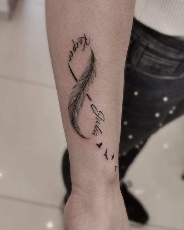 Infinity Tattoo with Names 3