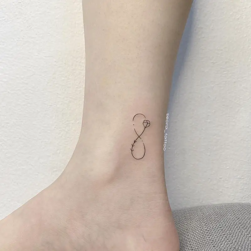 Small minimalist Infinity Tattoo 2